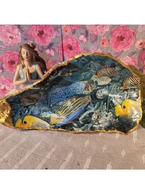 DECOUPAGE OYSTER SHELL DECOUPAGE OYSTER OCEAN SCENE TRINKET DISH